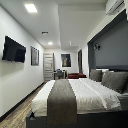 Monk House Otel Erivan Dış mekan fotoğraf