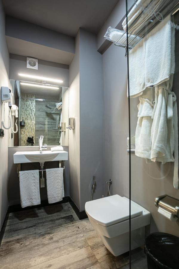 Monk House Otel Erivan Dış mekan fotoğraf