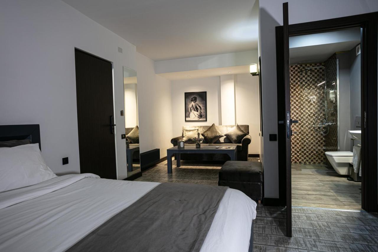 Monk House Otel Erivan Dış mekan fotoğraf